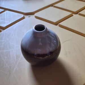 Elegant brown Ceramic Vase diffuser
